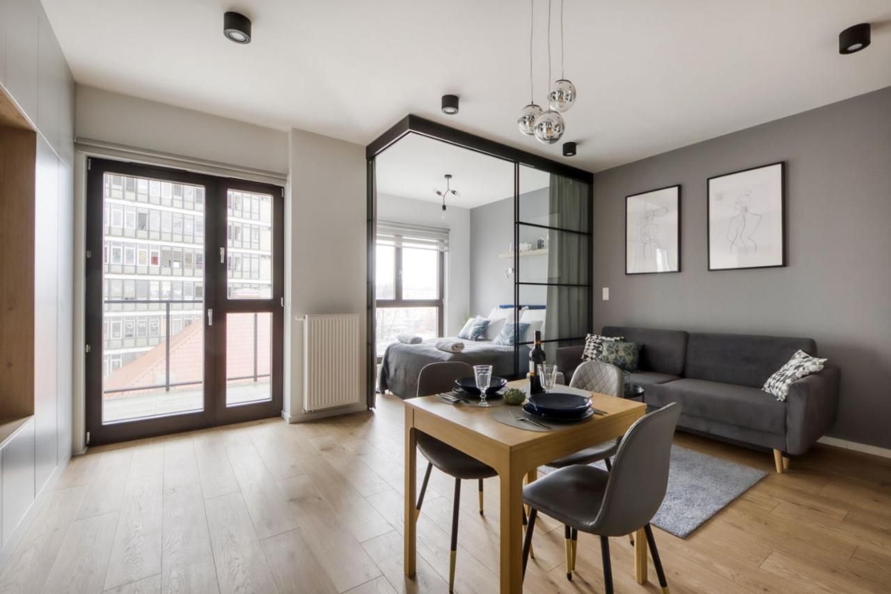 Warsaw Night Apartments Metro Plocka ภายนอก รูปภาพ
